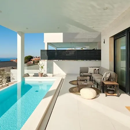 Askana With Infinity Pool, Whirlpool, Sauna شقة