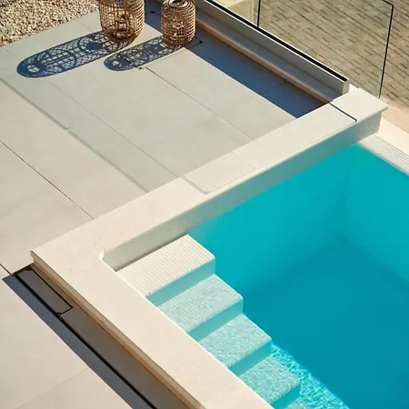 شقة Askana With Infinity Pool, Whirlpool, Sauna